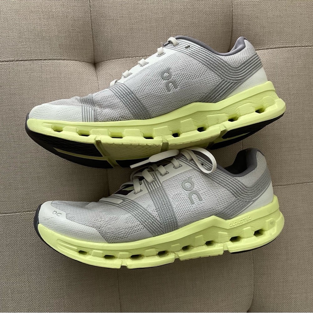 On Cloud CloudGo Running Training Shoes Size 8